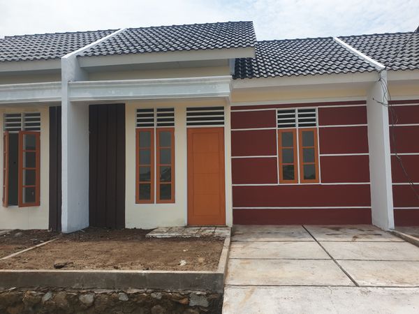 foto contoh rumah perumahan SULTANA RESIDENCES