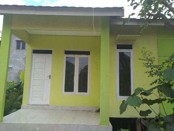 foto contoh rumah perumahan KOMPLEK DPR PERMAI
