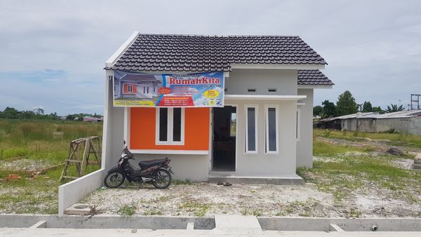 foto contoh rumah perumahan RUMAHKITA