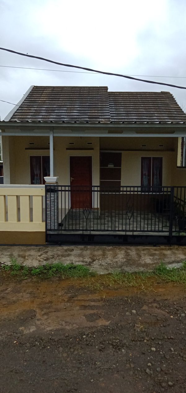 foto contoh rumah perumahan MUTIARA KARANG 2