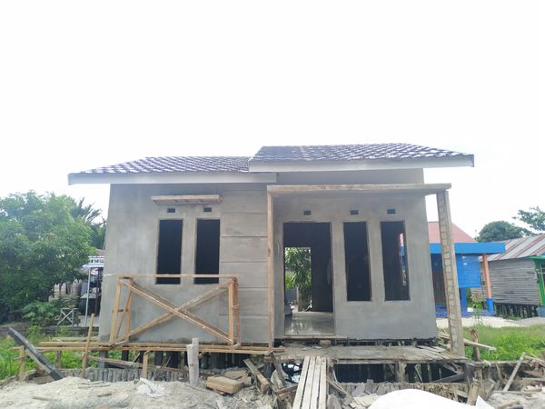 foto contoh rumah perumahan SHALLI MESSI CLUSTER 5