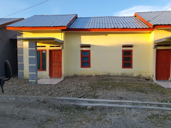 foto contoh rumah perumahan Griya Pinisi 1