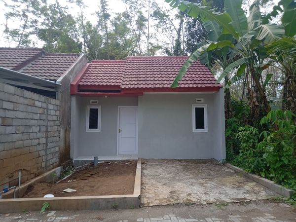 foto contoh rumah perumahan Green Sutojayan Residence