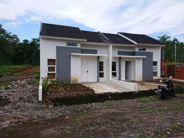 foto contoh rumah perumahan Punca haagen Residence