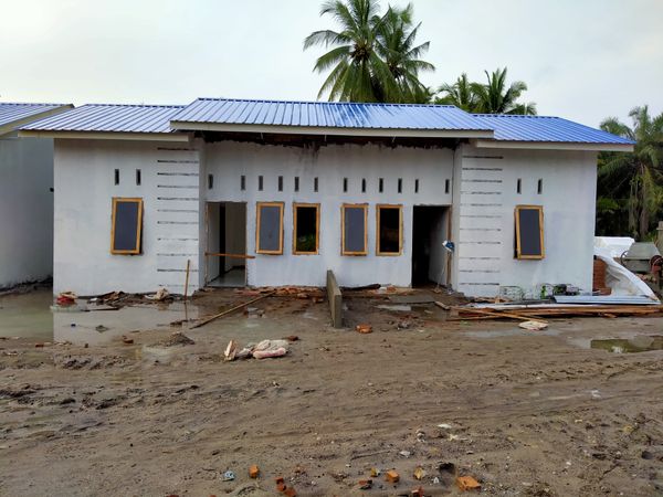 foto contoh rumah perumahan PERUMAHAN KOPERASI TENAGA KERJA BONGKAR MUAT INDONESIA PELABUHAN KUALA TANJUNG