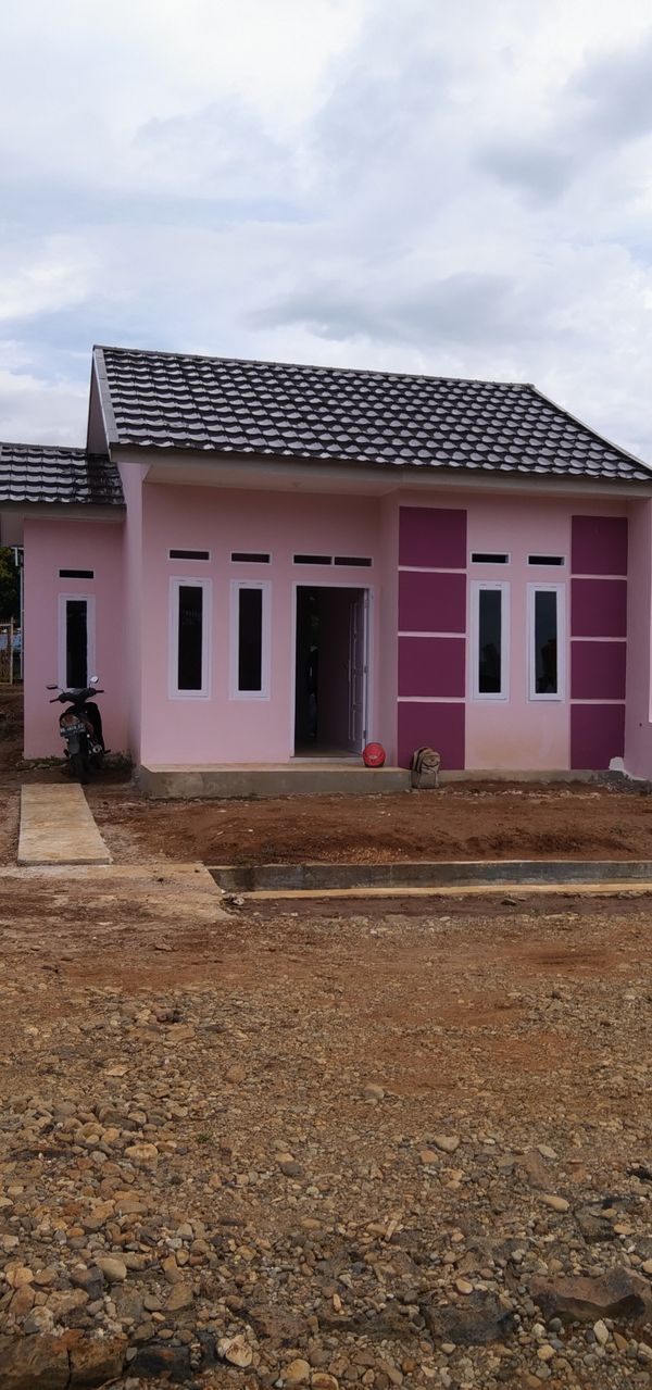 foto contoh rumah perumahan PONDOK INDAH MAS