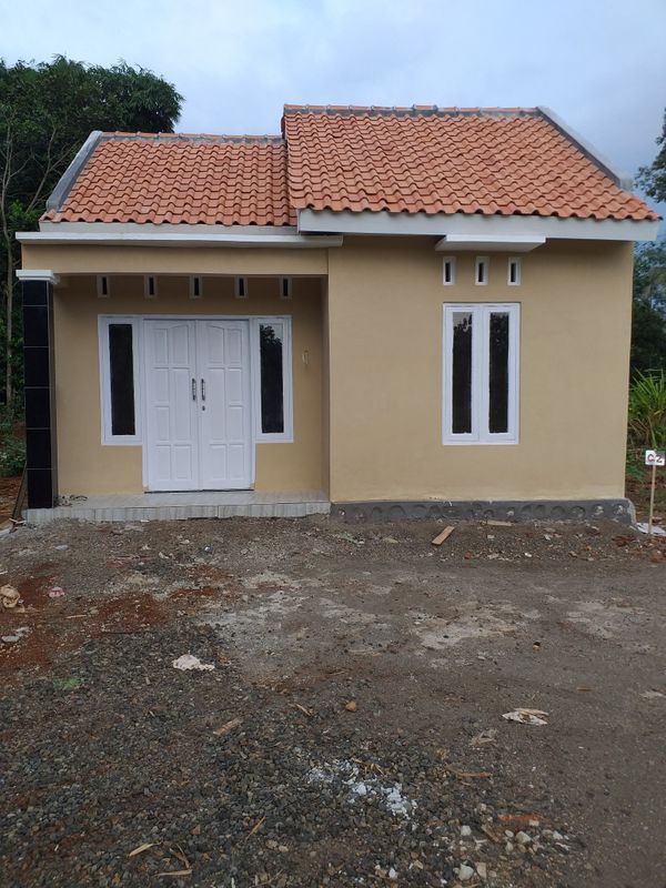 foto contoh rumah perumahan GRIYA MARANATA INDAH