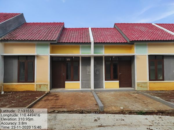 foto contoh rumah perumahan Griya Kalongan Indah