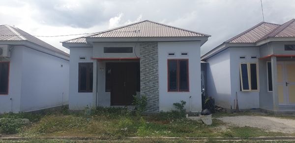 foto contoh rumah perumahan Baliase Estate