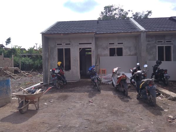 foto contoh rumah perumahan GRIYA CIMALAKA ASRI
