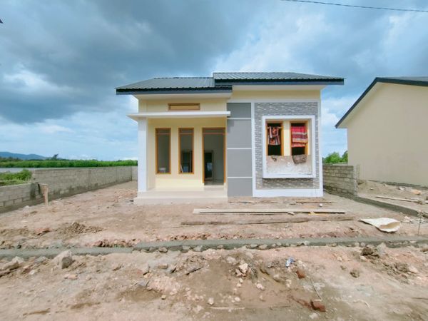 foto contoh rumah perumahan Puri Gading Emas Residence Cadek