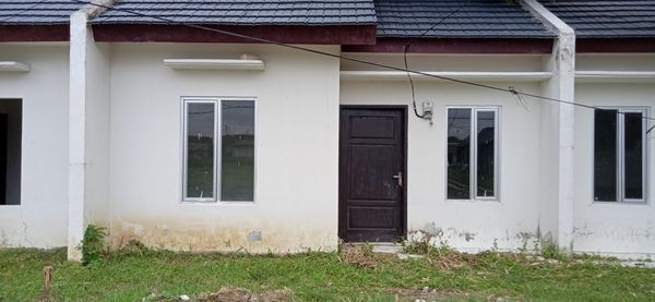 foto contoh rumah perumahan KARANG SENTOSA VILLAGE