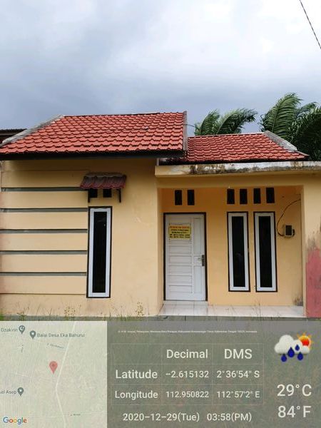 foto contoh rumah perumahan Mega Property
