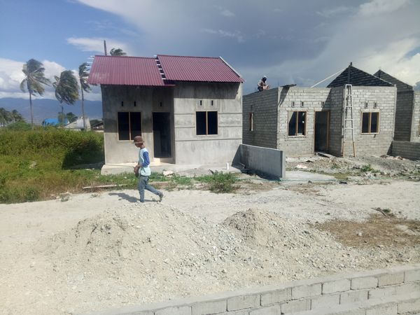 foto contoh rumah perumahan Baliase Square
