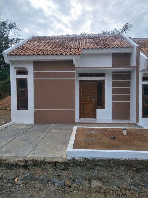foto contoh rumah perumahan Ciwaru Asri Residence
