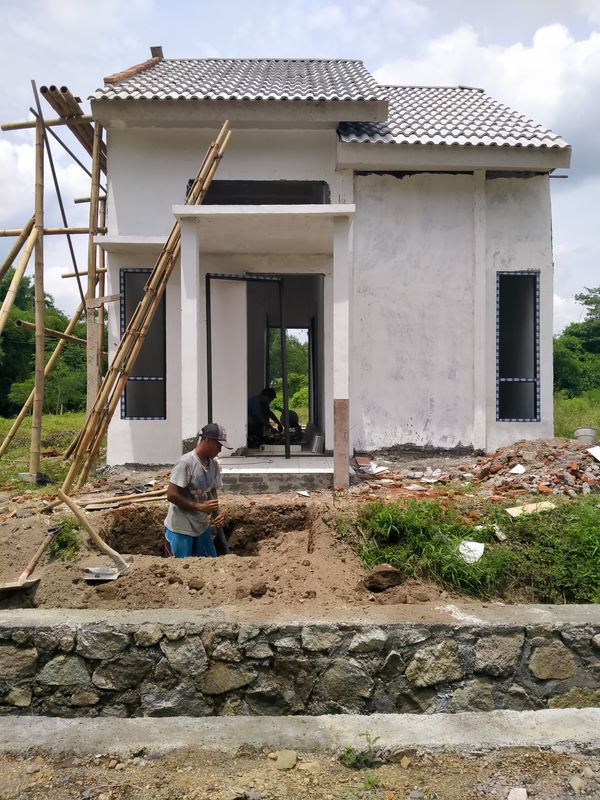 foto contoh rumah perumahan GRAND PERMATA KALIURANG