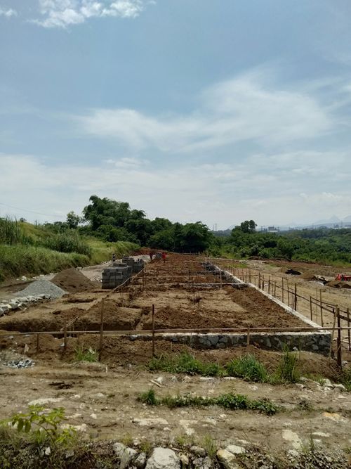 foto contoh rumah perumahan Grand Laksana Residence