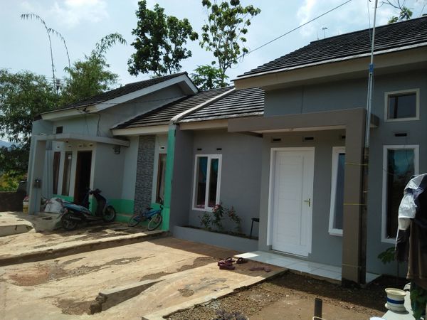 foto contoh rumah perumahan Setiawargi Residence