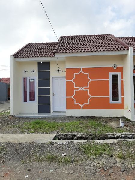 foto contoh rumah perumahan de TANJUNG RAYA Residence Cluster-7