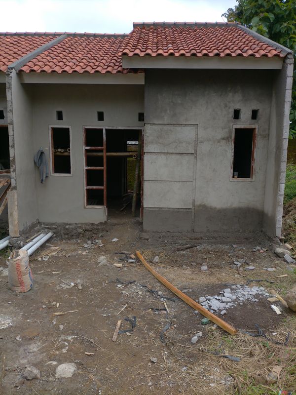 foto contoh rumah perumahan Griya danawarih estate