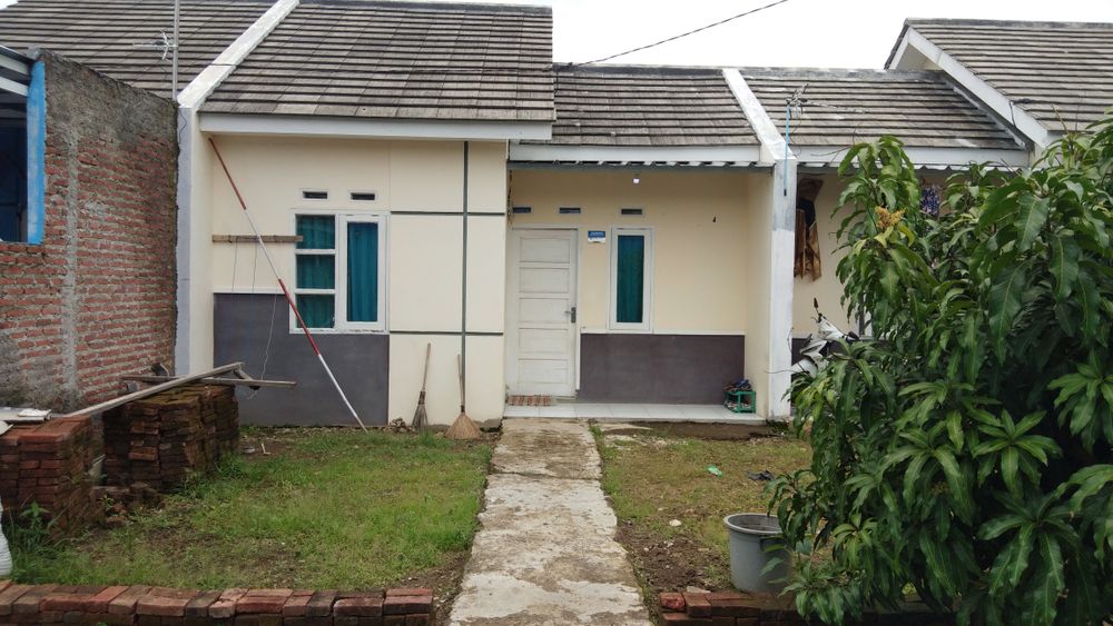 foto contoh rumah perumahan PURI INDAH RESIDENCE