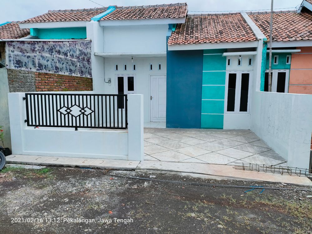 foto contoh rumah perumahan Graha Asri Srinahan