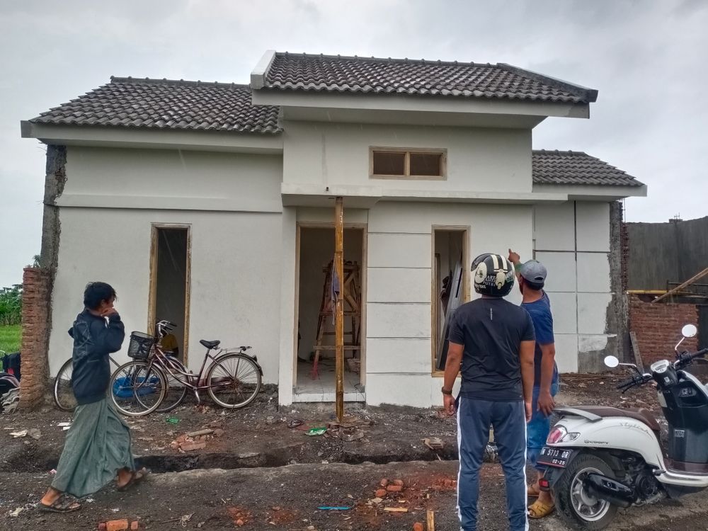 foto contoh rumah perumahan GRAND ROYAL DRINGU