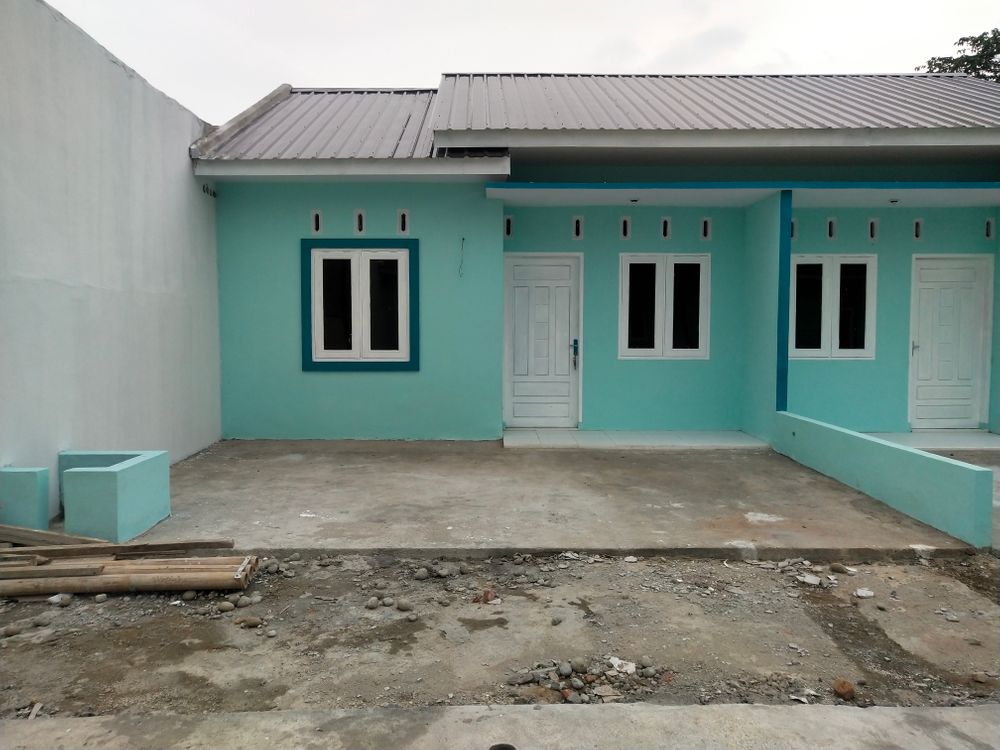 foto contoh rumah perumahan PERUMAHAN GRIYA PERINGGAN