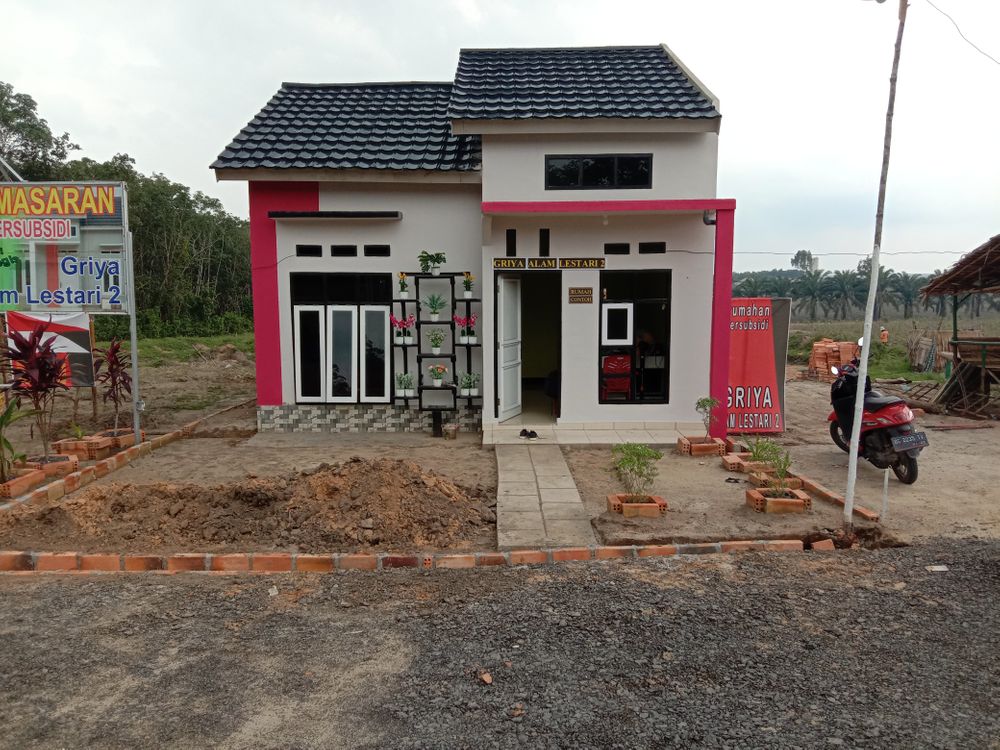 foto contoh rumah perumahan Griya Alam Lestari 2