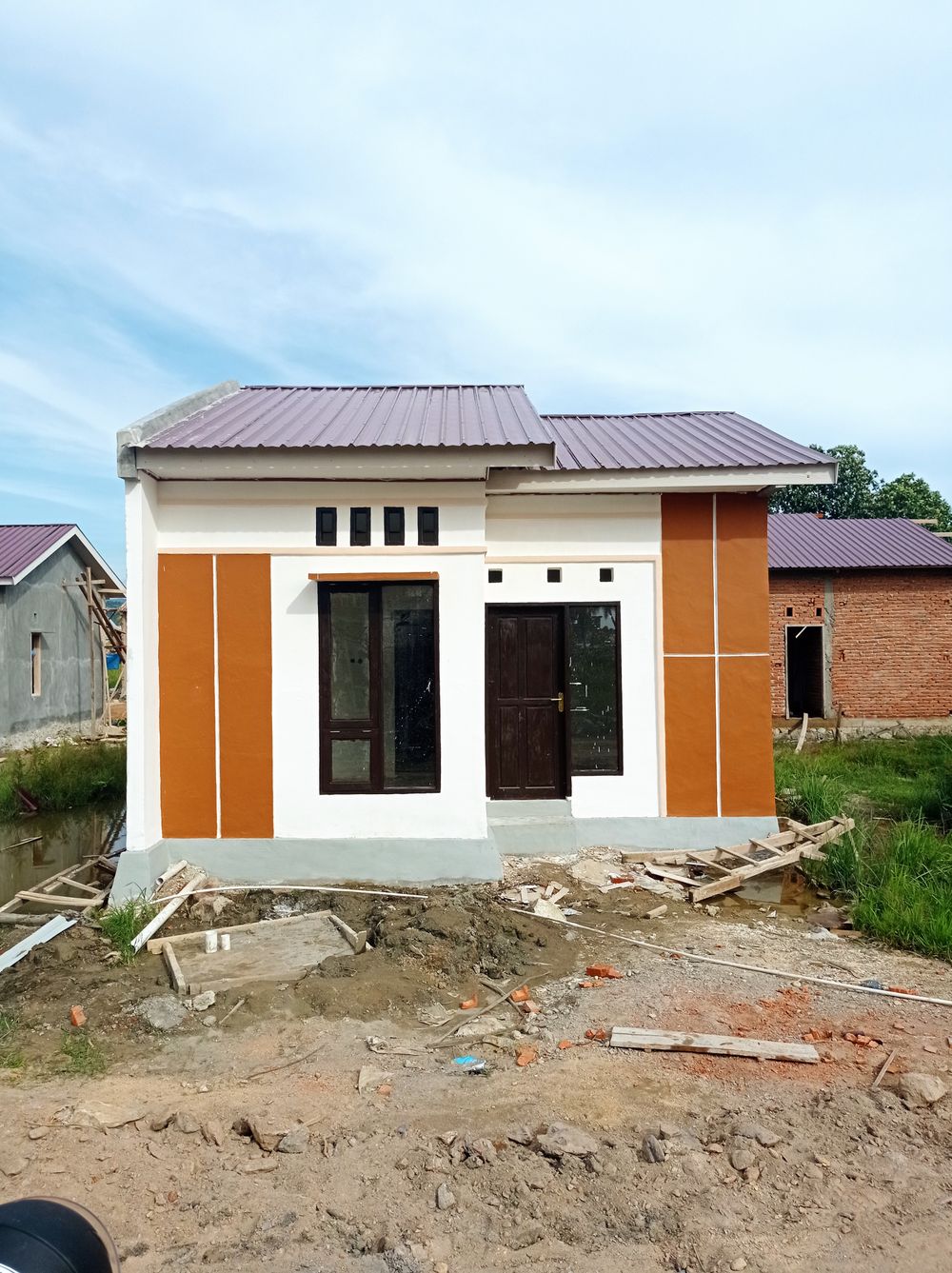 foto contoh rumah perumahan VILLA INDAH TAHOA