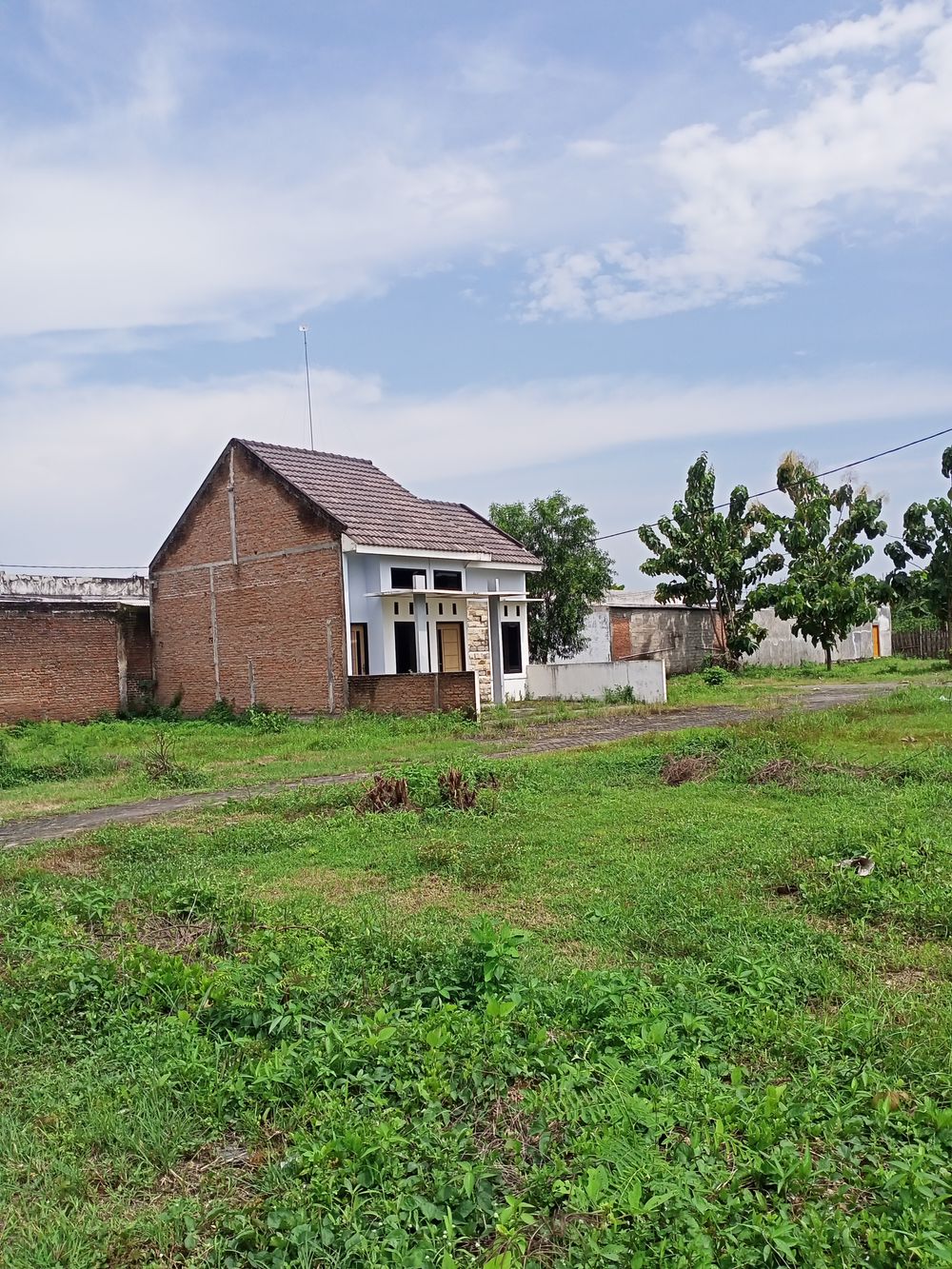 foto contoh rumah perumahan Bogo regency