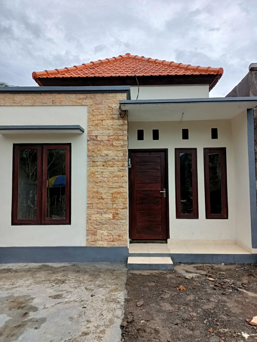 foto contoh rumah perumahan TAMAN TIRTA RESIDENCE