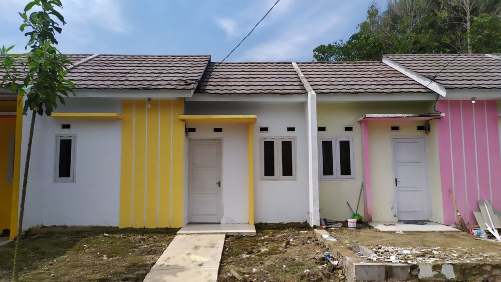 foto contoh rumah perumahan KUMALIRANG RESIDENCE