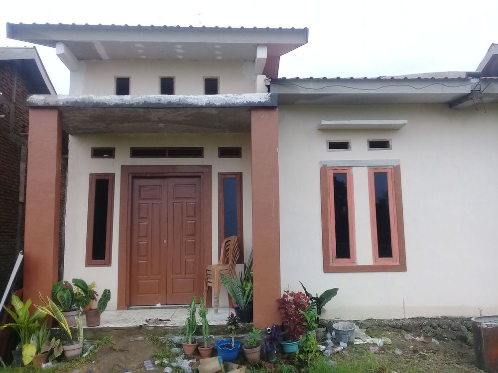 foto contoh rumah perumahan SABINTANG CITY