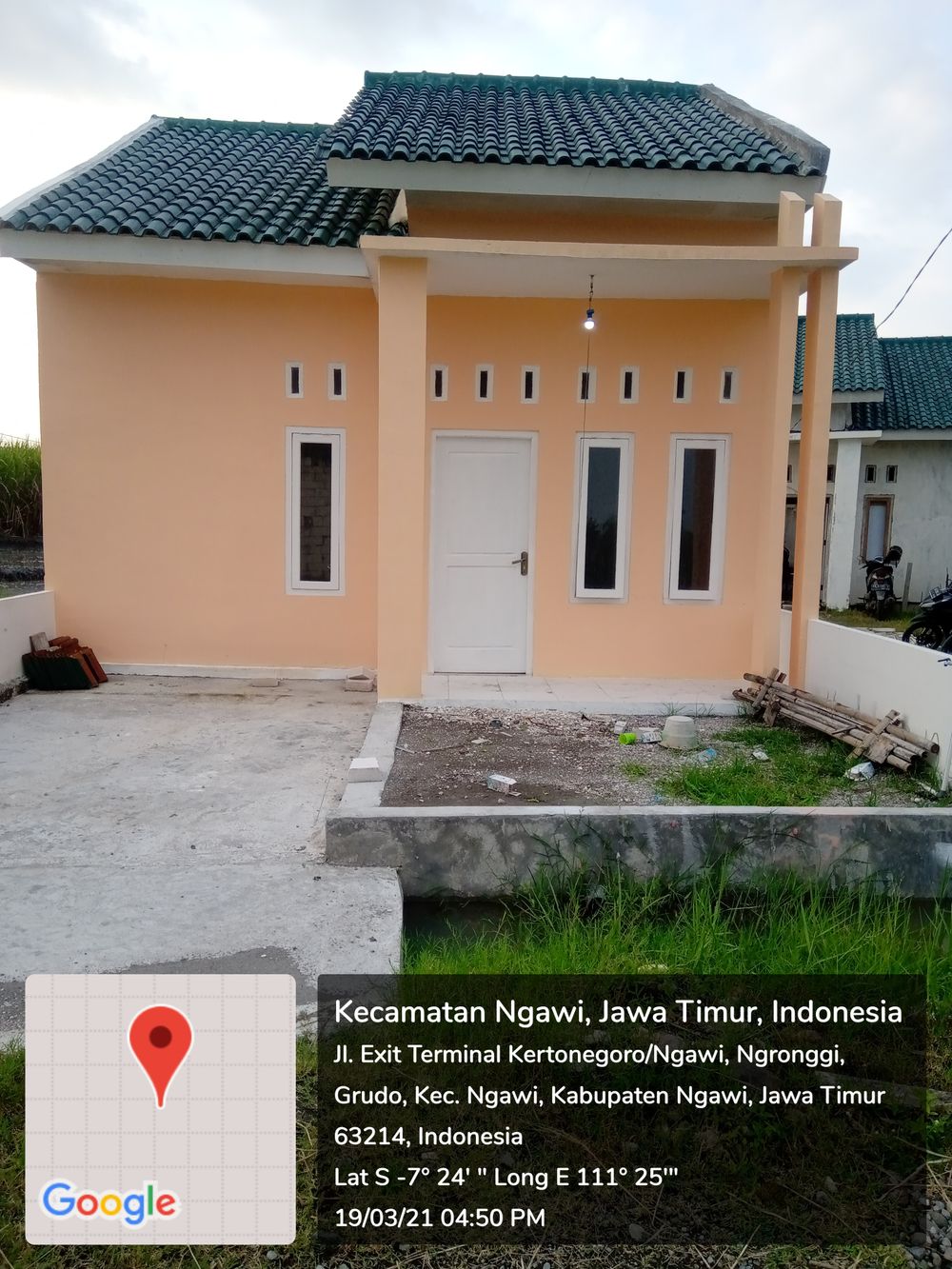 foto contoh rumah perumahan Golden Green Kertonegoro