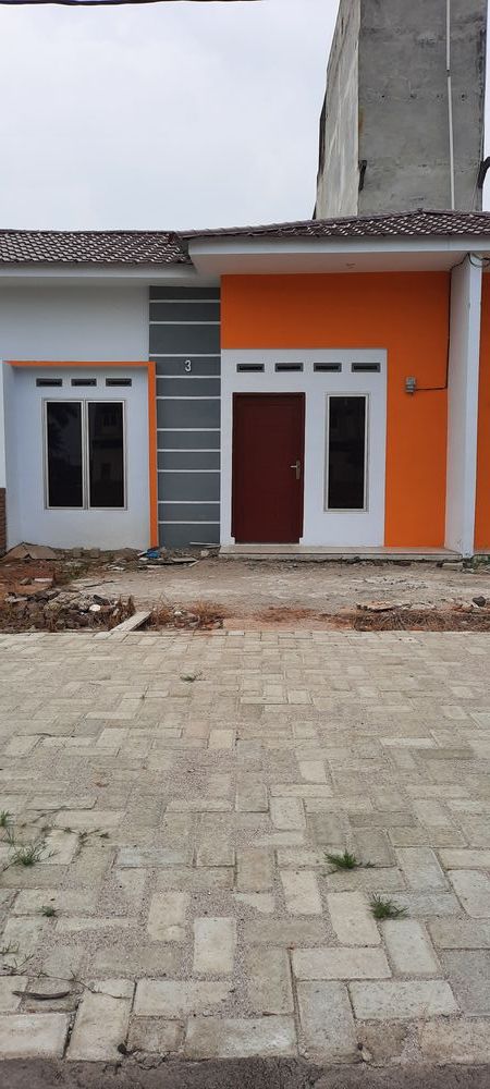 foto contoh rumah perumahan Perumahan Griya Kamboja