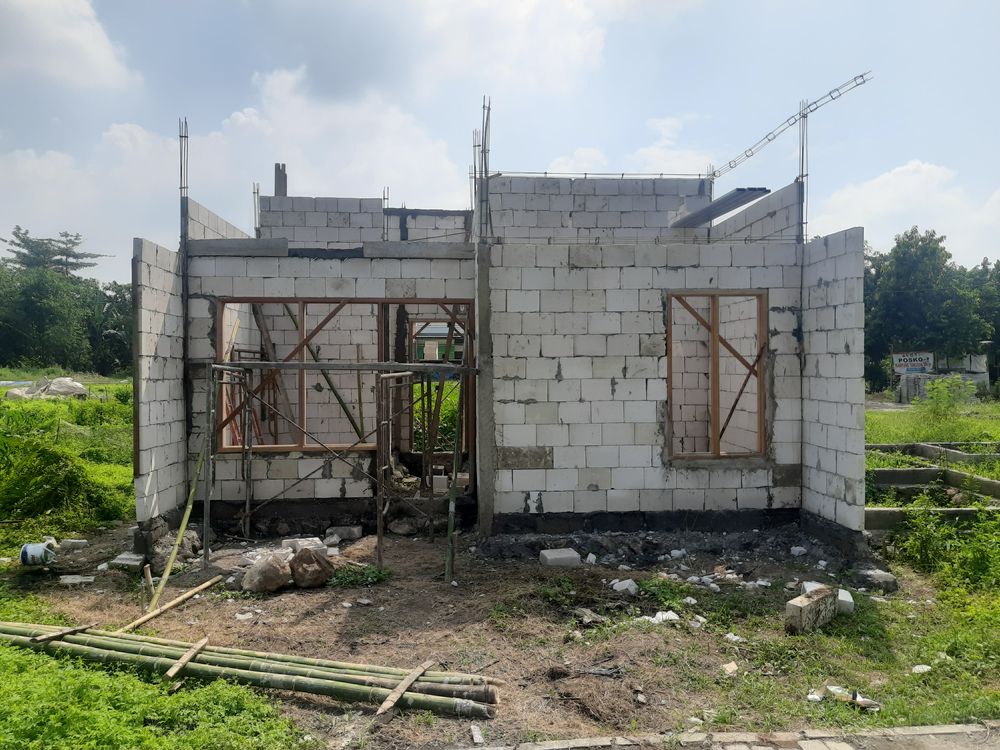 foto contoh rumah perumahan Griya LMI