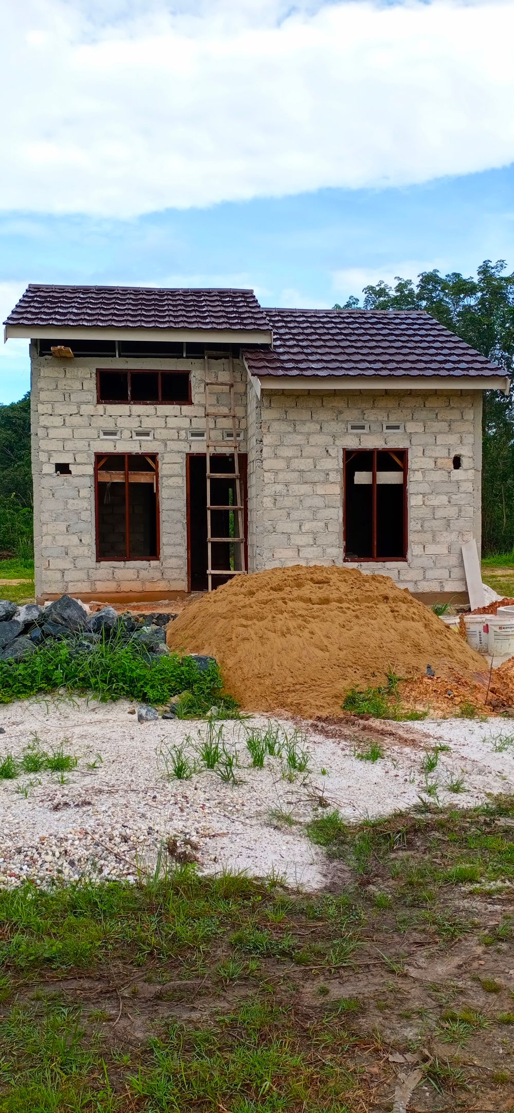 foto contoh rumah perumahan HARAPAN INDAH