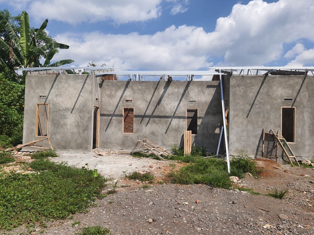 foto contoh rumah perumahan aB Residence Lekopancing