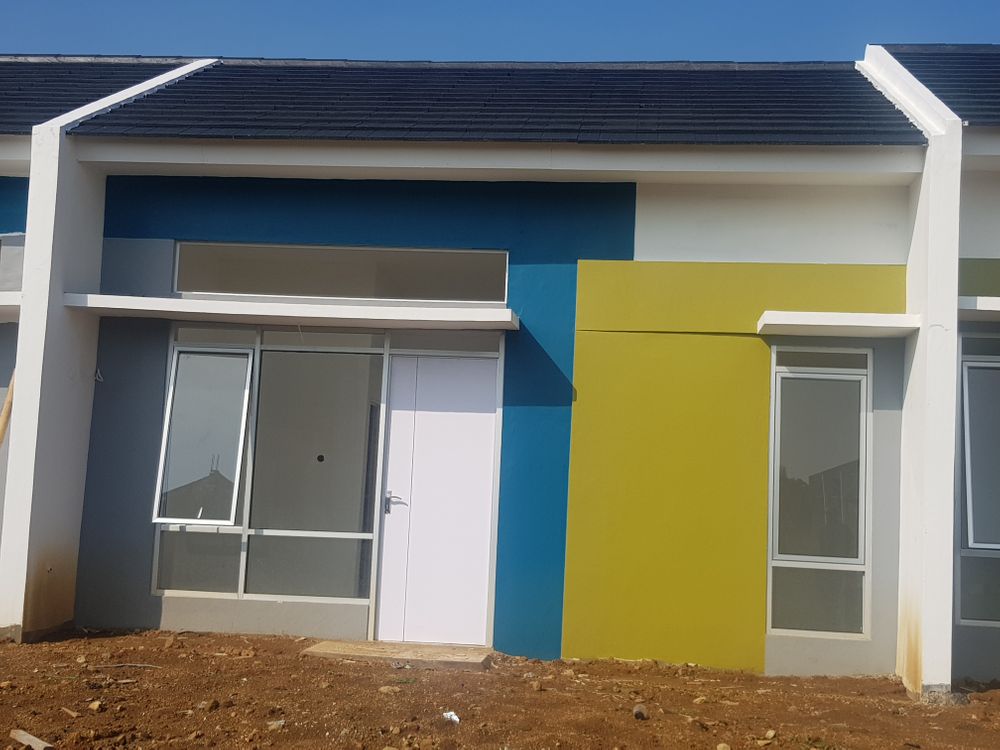 foto contoh rumah perumahan BUANA REGENCY