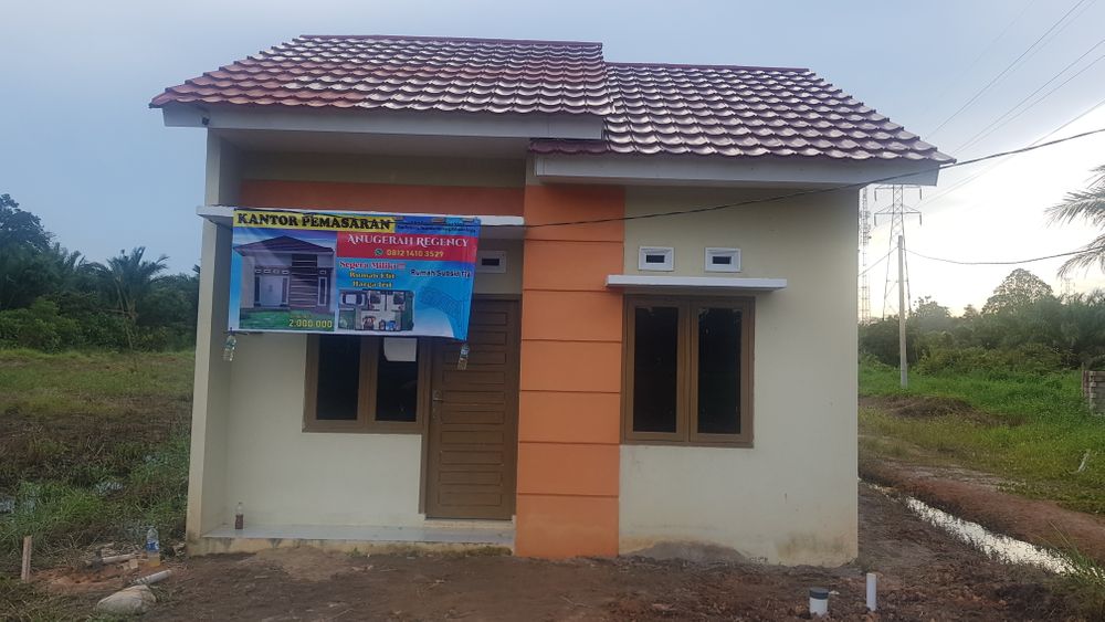 foto contoh rumah perumahan PERUMAHAN ANUGERAH REGENCY