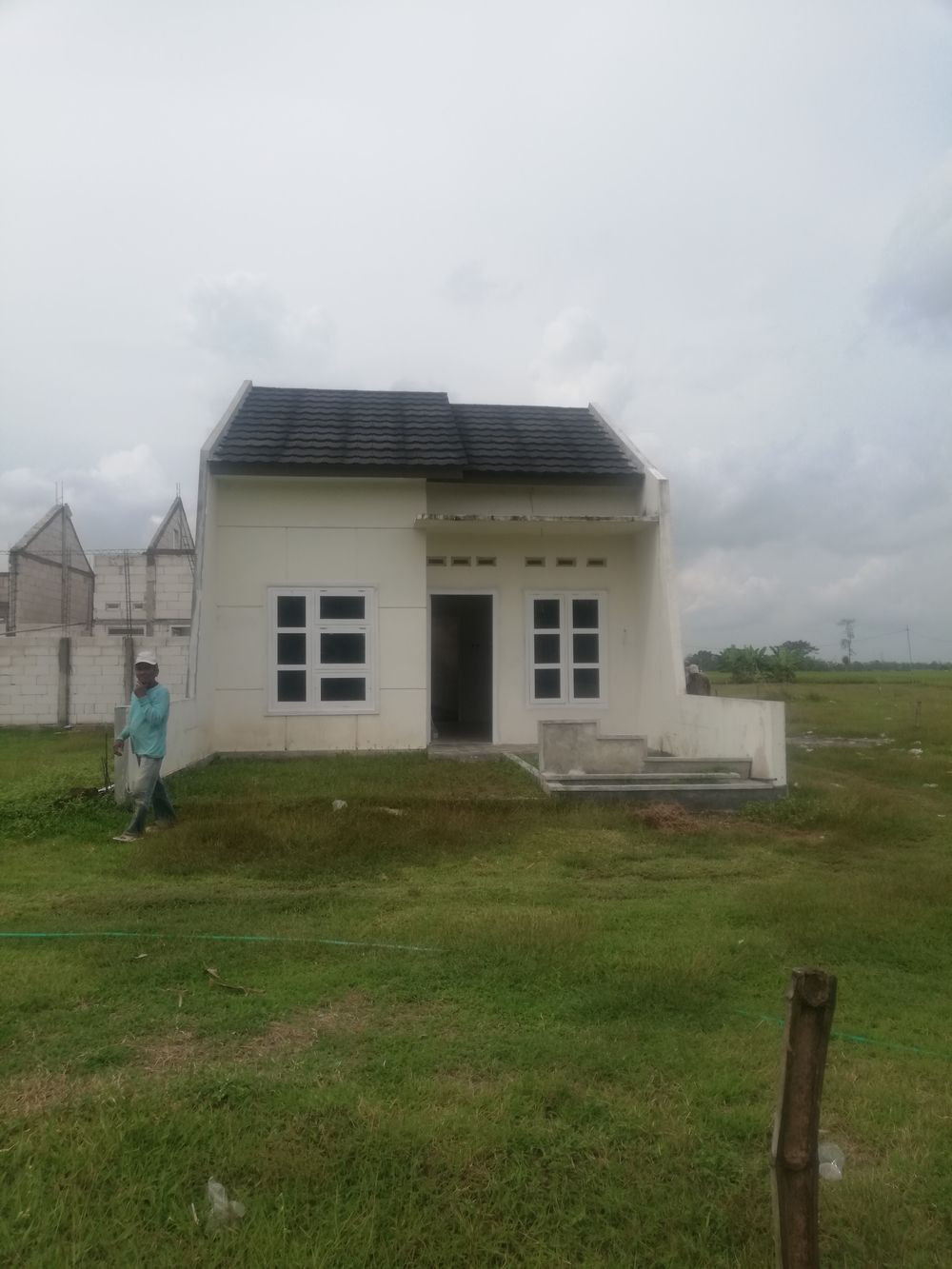 foto contoh rumah perumahan NGAWI INDAH RESIDENCE