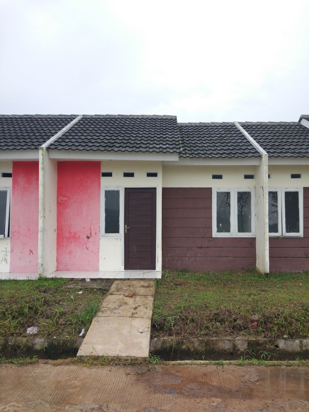 foto contoh rumah perumahan Trans Residence 2