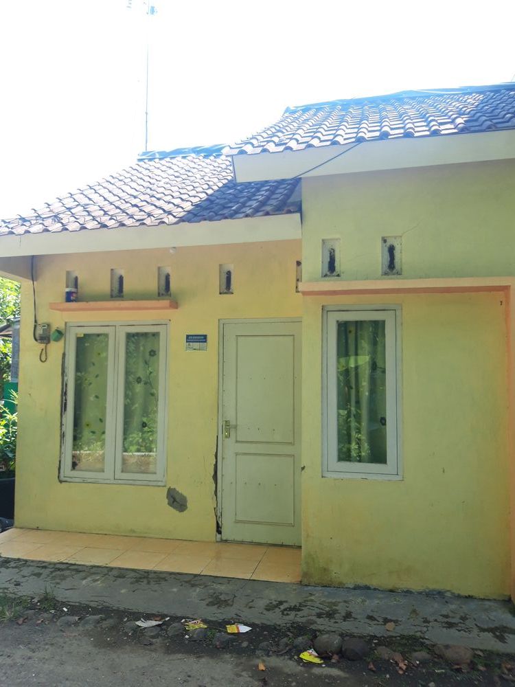 foto contoh rumah perumahan Bumi Ketandan Indah