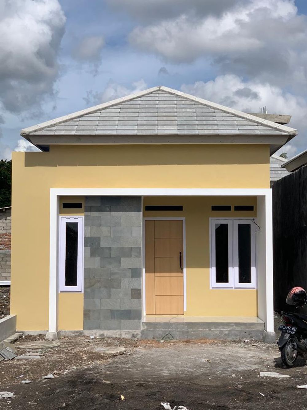 foto contoh rumah perumahan MUARA MAJAYA