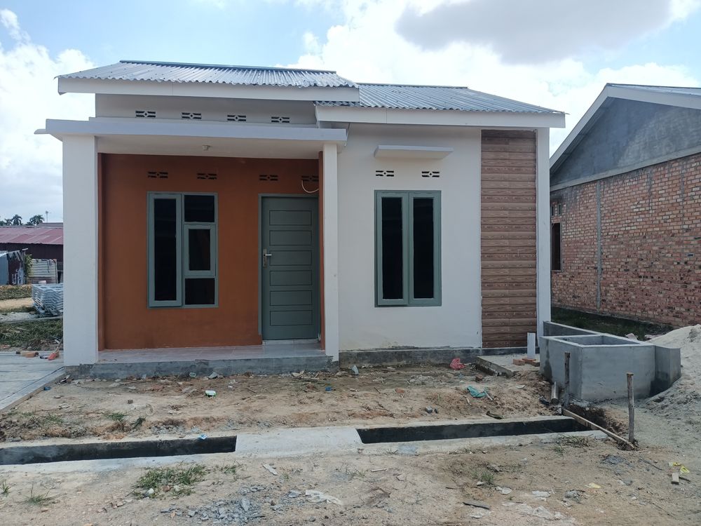 foto contoh rumah perumahan Taman putra 9