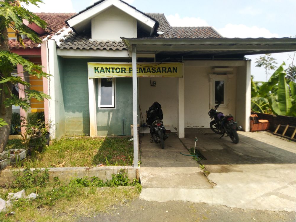 foto contoh rumah perumahan PERUM KANNADA PERMAI
