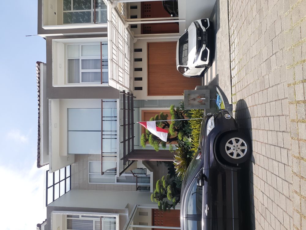 foto contoh rumah perumahan PERUMAHAN SENOPATI RESIDENCE
