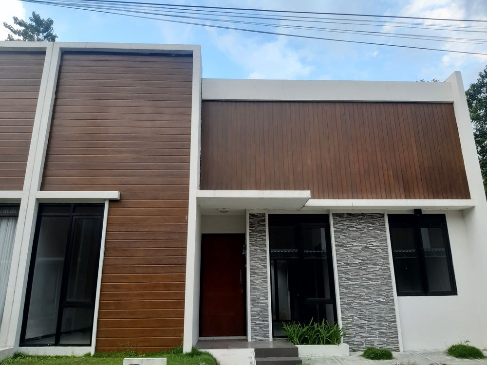 foto contoh rumah perumahan Casa Royal Residence