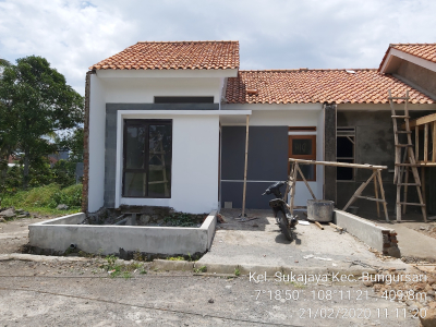 foto contoh rumah perumahan Bumi Asri Sukapura